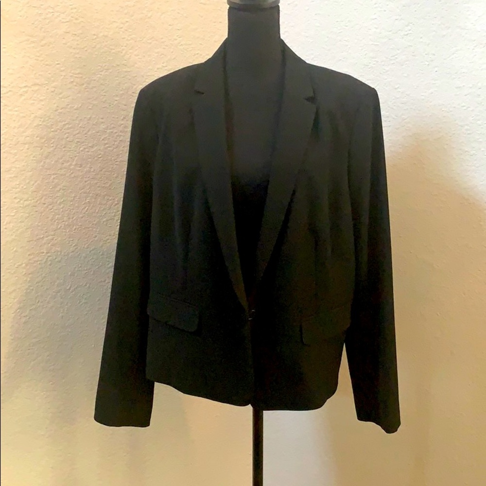 NWOT Ann Taylor One Button Black Suit Jacket